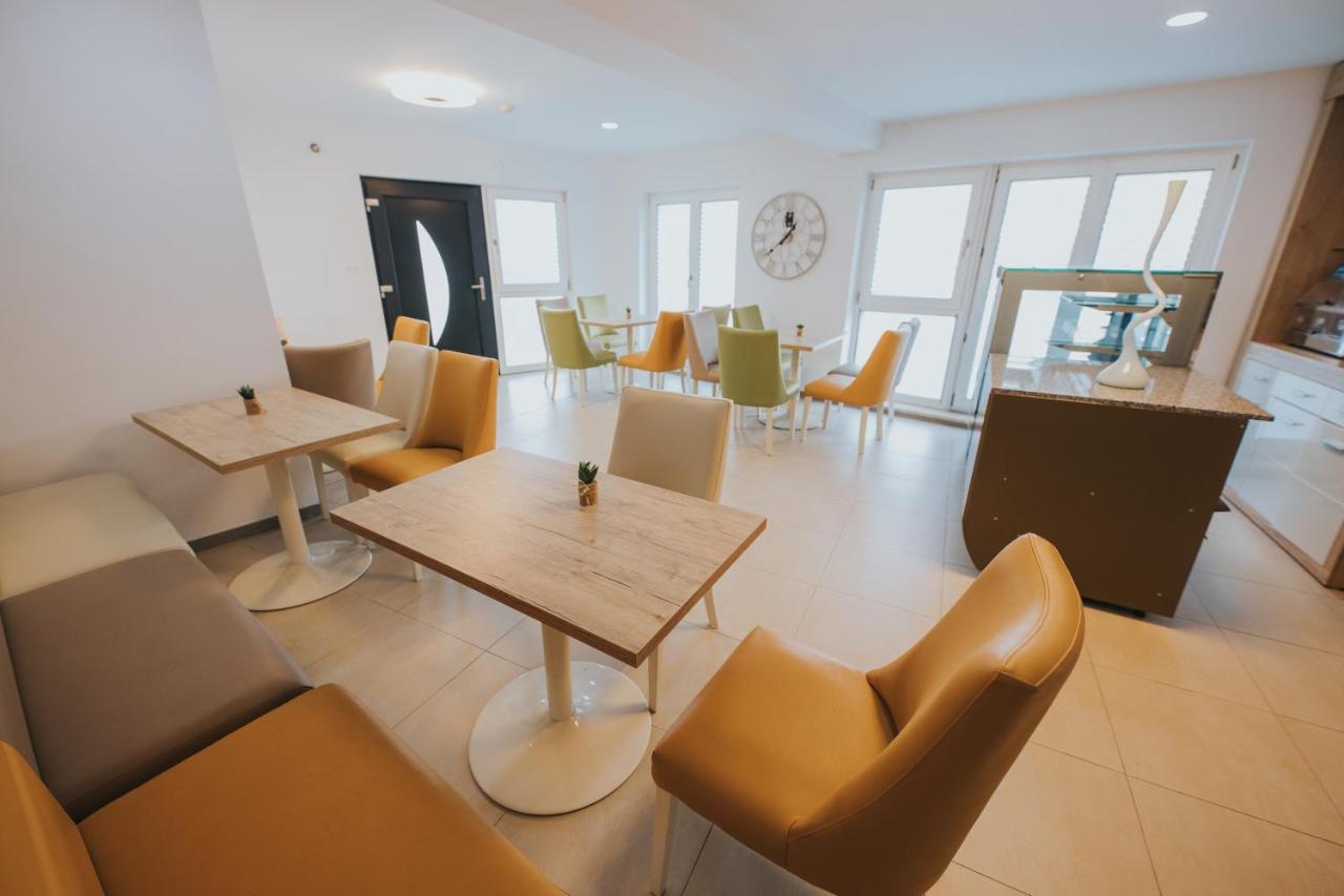 Endlich Zuhause Otel Sibiu Dış mekan fotoğraf